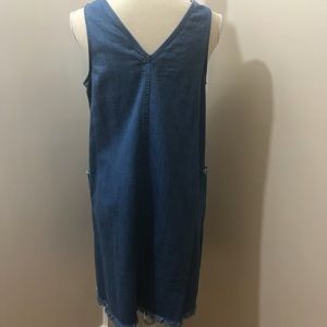 Old Navy Dresses - Jean Dress with Pockets *LAST CHANCE* Old Navy Dresses - Jean Dress with Pockets *LAST CHANCE*